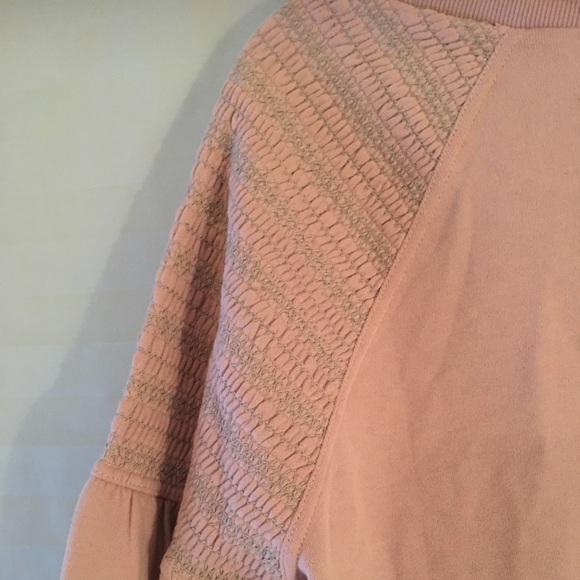 NWT. Cable and Gauge Long Sweatshirt. Size XL - Picture 4 of 7